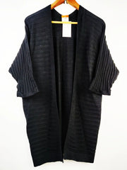 Buy online pre-used pre-loved 100% authentic & Original branded Unknown Brand (LC-3909) available in Pakistan. Top international brands avilable.