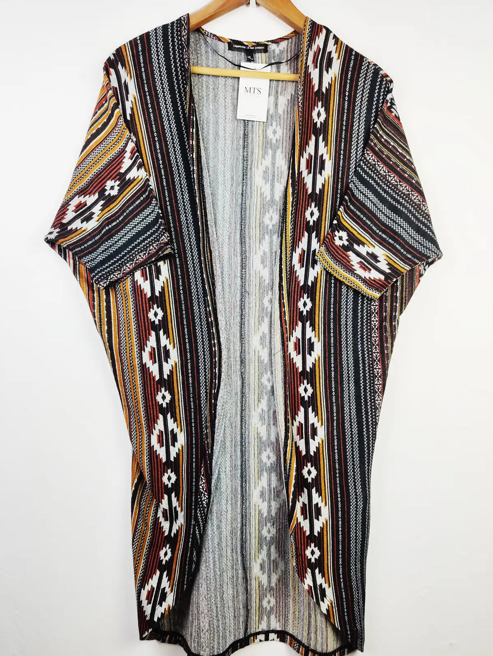 Buy online pre-used pre-loved 100% authentic & Original branded Happening In The Present (LC-3910) available in Pakistan. Top international brands avilable.