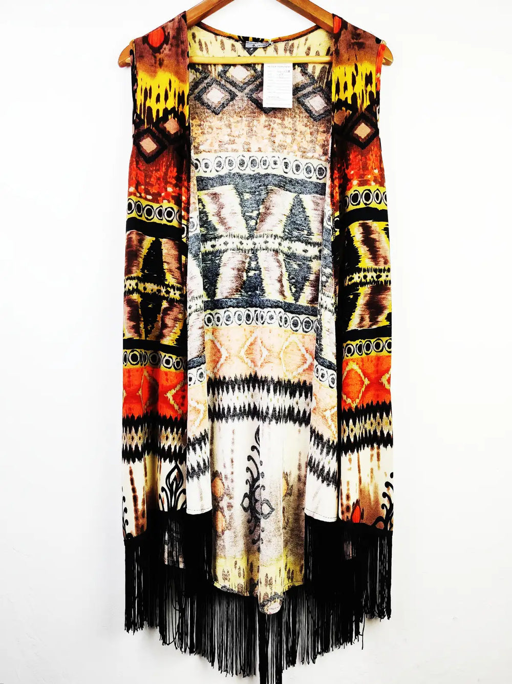 Buy online pre-used pre-loved 100% authentic & Original branded B Envied (LC-3915) available in Pakistan. Top international brands avilable.