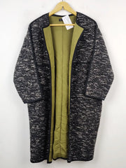 Buy online pre-used pre-loved 100% authentic & Original branded Top Shop (LC-4010) available in Pakistan. Top international brands avilable.