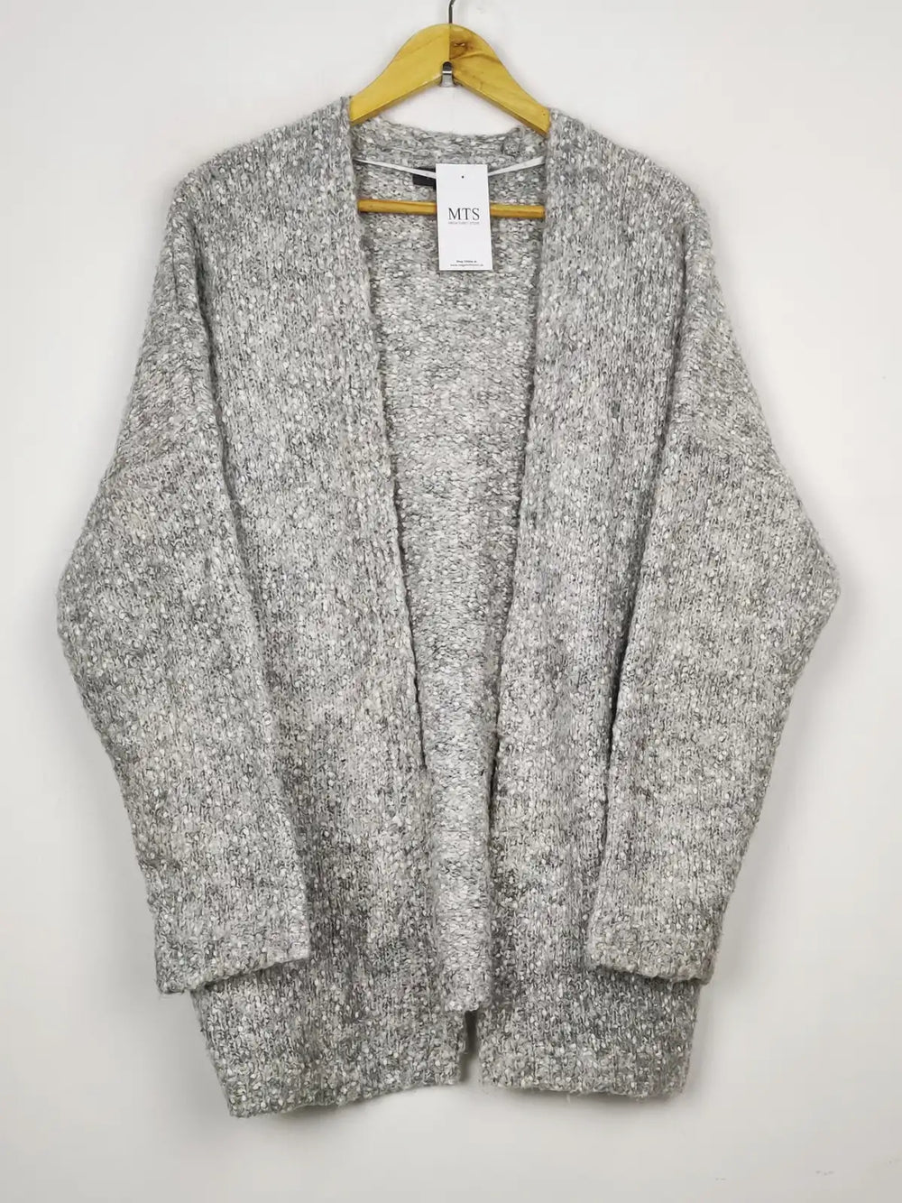 Buy online pre-used pre-loved 100% authentic & Original branded Primark (LC-4400) available in Pakistan. Top international brands avilable.