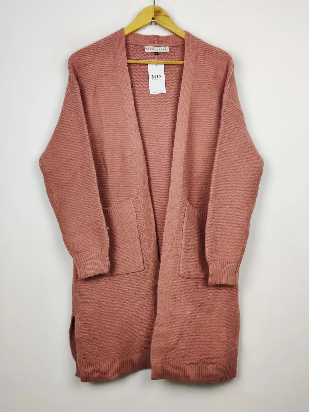 Buy online pre-used pre-loved 100% authentic & Original branded Rowen Avenue (LC-4431) available in Pakistan. Top international brands avilable.