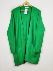 Buy online pre-used pre-loved 100% authentic & Original branded Vila (LC-4575) available in Pakistan. Top international brands avilable.