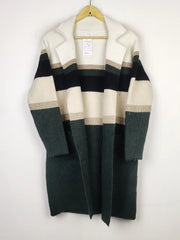 Buy online pre-used pre-loved 100% authentic & Original branded Kilky (LC-4769) available in Pakistan. Top international brands avilable.