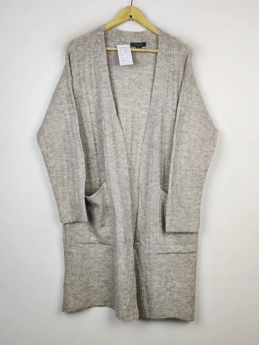 Buy online pre-used pre-loved 100% authentic & Original branded Primark (LC-4787) available in Pakistan. Top international brands avilable.