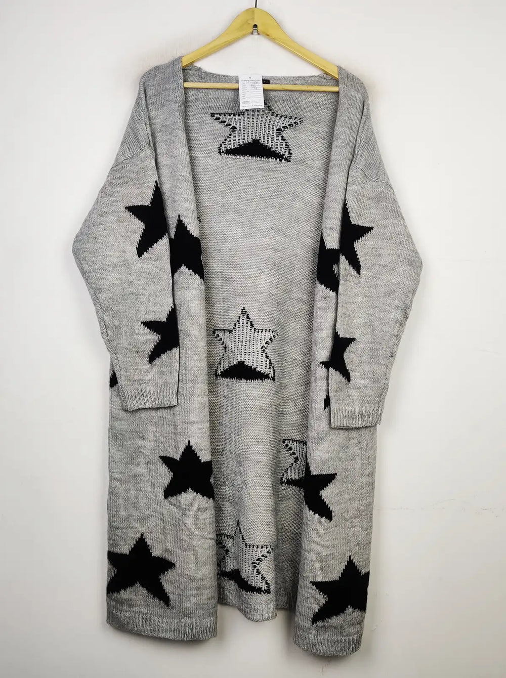 Buy online pre-used pre-loved 100% authentic & Original branded Roman (LC-4814) available in Pakistan. Top international brands avilable.