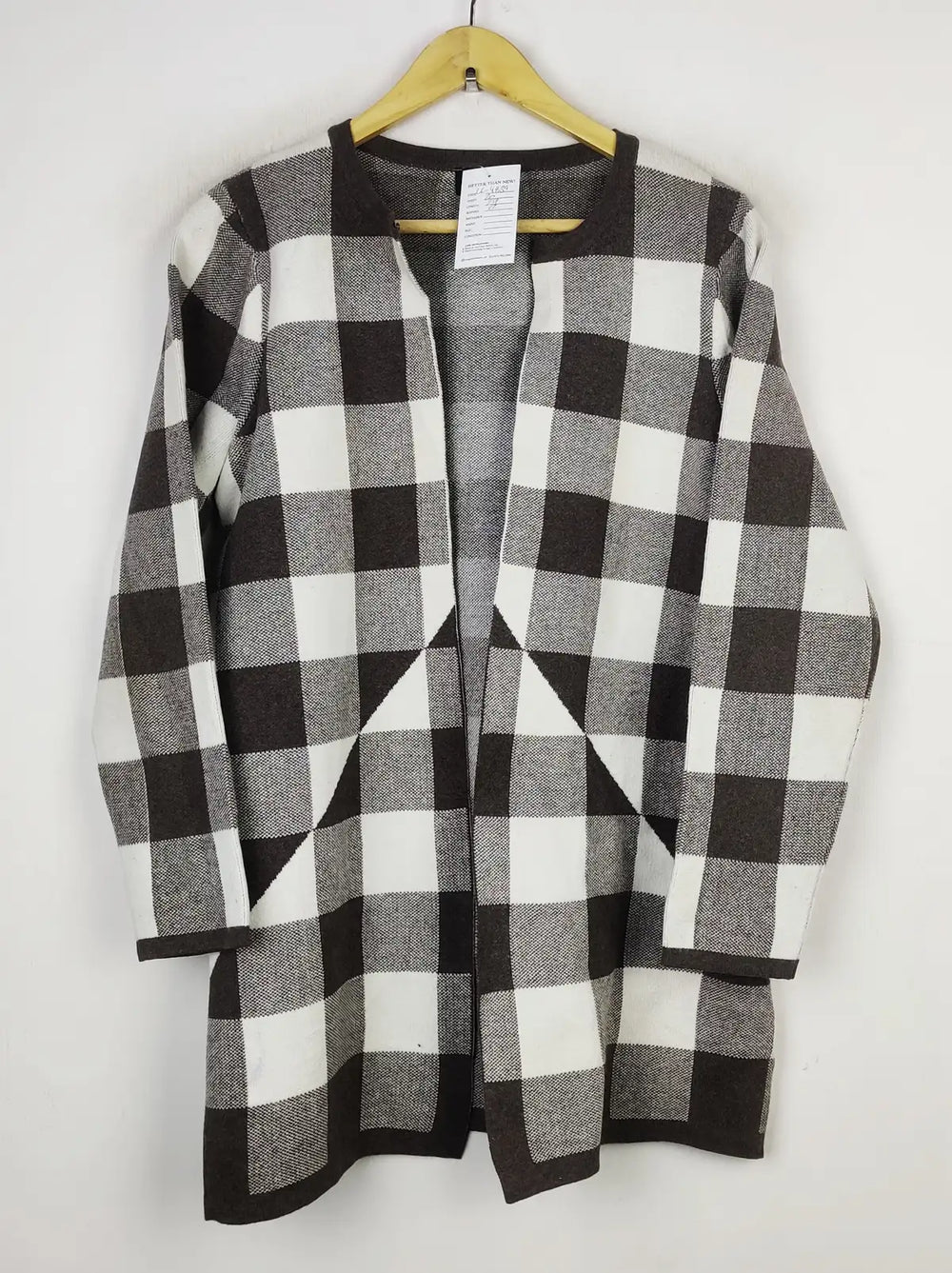 Buy online pre-used pre-loved 100% authentic & Original branded Marble (LC-4839) available in Pakistan. Top international brands avilable.