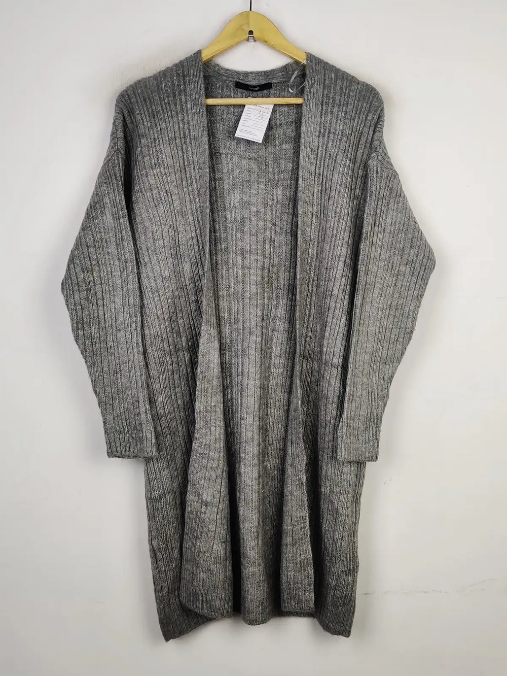 Buy online pre-used pre-loved 100% authentic & Original branded George (LC-5006) available in Pakistan. Top international brands avilable.