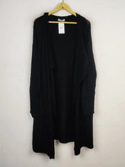 Buy online pre-used pre-loved 100% authentic & Original branded Gallery (LC-5010) available in Pakistan. Top international brands avilable.