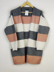 Buy online pre-used pre-loved 100% authentic & Original branded Shein (LC-5017) available in Pakistan. Top international brands avilable.