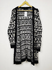 Buy online pre-used pre-loved 100% authentic & Original branded Forever 21 (LC-5092) available in Pakistan. Top international brands avilable.