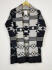 Buy online pre-used pre-loved 100% authentic & Original branded A&P (LC-5148) available in Pakistan. Top international brands avilable.