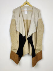 Buy online pre-used pre-loved 100% authentic & Original branded Miss Selfridge (LC-5173) available in Pakistan. Top international brands avilable.