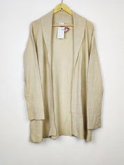 Buy online pre-used pre-loved 100% authentic & Original branded Bhs (LC-5270) available in Pakistan. Top international brands avilable.