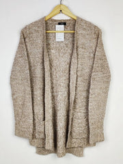 Buy online pre-used pre-loved 100% authentic & Original branded F&F (LC-5357) available in Pakistan. Top international brands avilable.