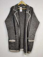 Buy online pre-used pre-loved 100% authentic & Original branded Atmosphere (LC-5412) available in Pakistan. Top international brands avilable.