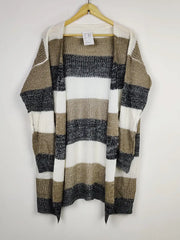 Buy online pre-used pre-loved 100% authentic & Original branded Shein (LC-5449) available in Pakistan. Top international brands avilable.