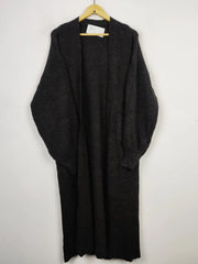 Buy online pre-used pre-loved 100% authentic & Original branded Unknown Brand (LC-5490) available in Pakistan. Top international brands avilable.