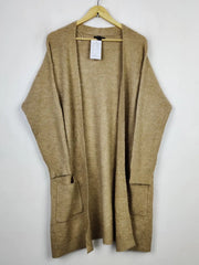 Buy online pre-used pre-loved 100% authentic & Original branded New Look (LC-5491) available in Pakistan. Top international brands avilable.