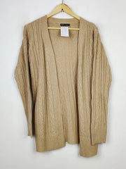 Buy online pre-used pre-loved 100% authentic & Original branded Shein (LC-5527) available in Pakistan. Top international brands avilable.