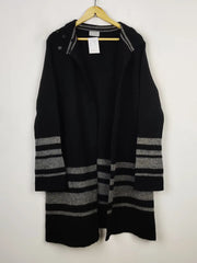 Buy online pre-used pre-loved 100% authentic & Original branded Wallis (LC-5543) available in Pakistan. Top international brands avilable.