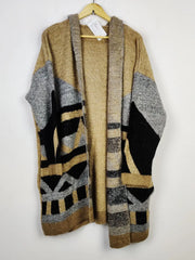 Buy online pre-used pre-loved 100% authentic & Original branded George (LC-5564) available in Pakistan. Top international brands avilable.