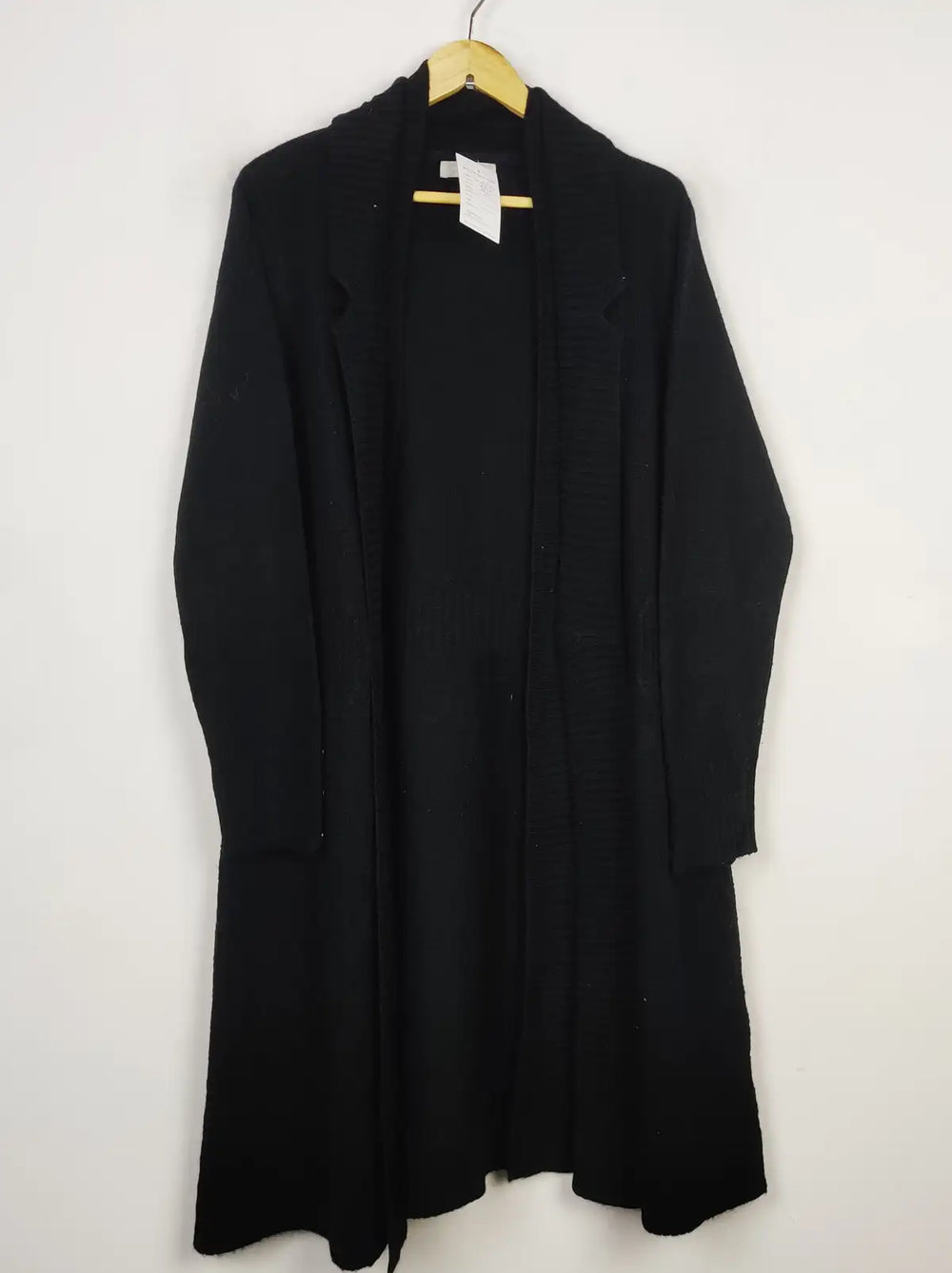 Buy online pre-used pre-loved 100% authentic & Original branded Per Una (LC-5576) available in Pakistan. Top international brands avilable.