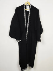 Buy online pre-used pre-loved 100% authentic & Original branded Unknown Brand (LC-5577) available in Pakistan. Top international brands avilable.