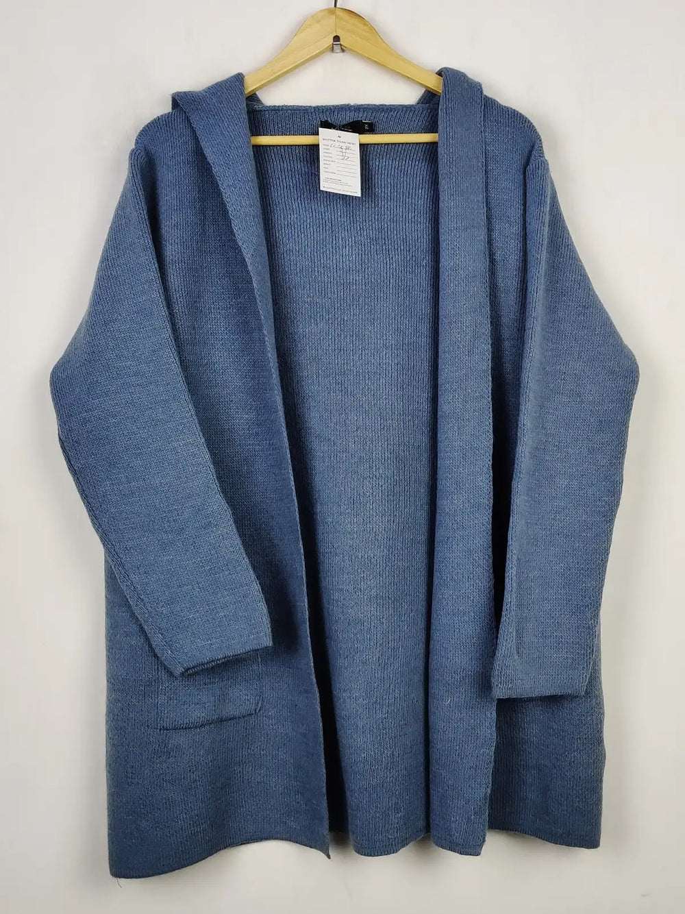 Buy online pre-used pre-loved 100% authentic & Original branded Yida (LC-5586) available in Pakistan. Top international brands avilable.