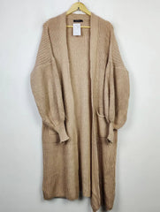 Buy online pre-used pre-loved 100% authentic & Original branded Boohoo (LC-5596) available in Pakistan. Top international brands avilable.