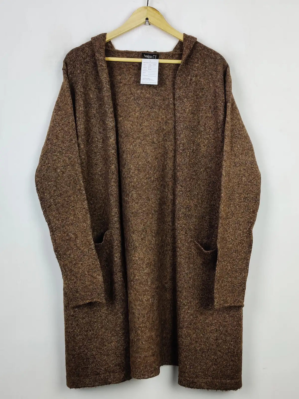 Buy online pre-used pre-loved 100% authentic & Original branded Janina (LC-5601) available in Pakistan. Top international brands avilable.