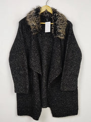 Buy online pre-used pre-loved 100% authentic & Original branded Atmosphere (LC-5604) available in Pakistan. Top international brands avilable.