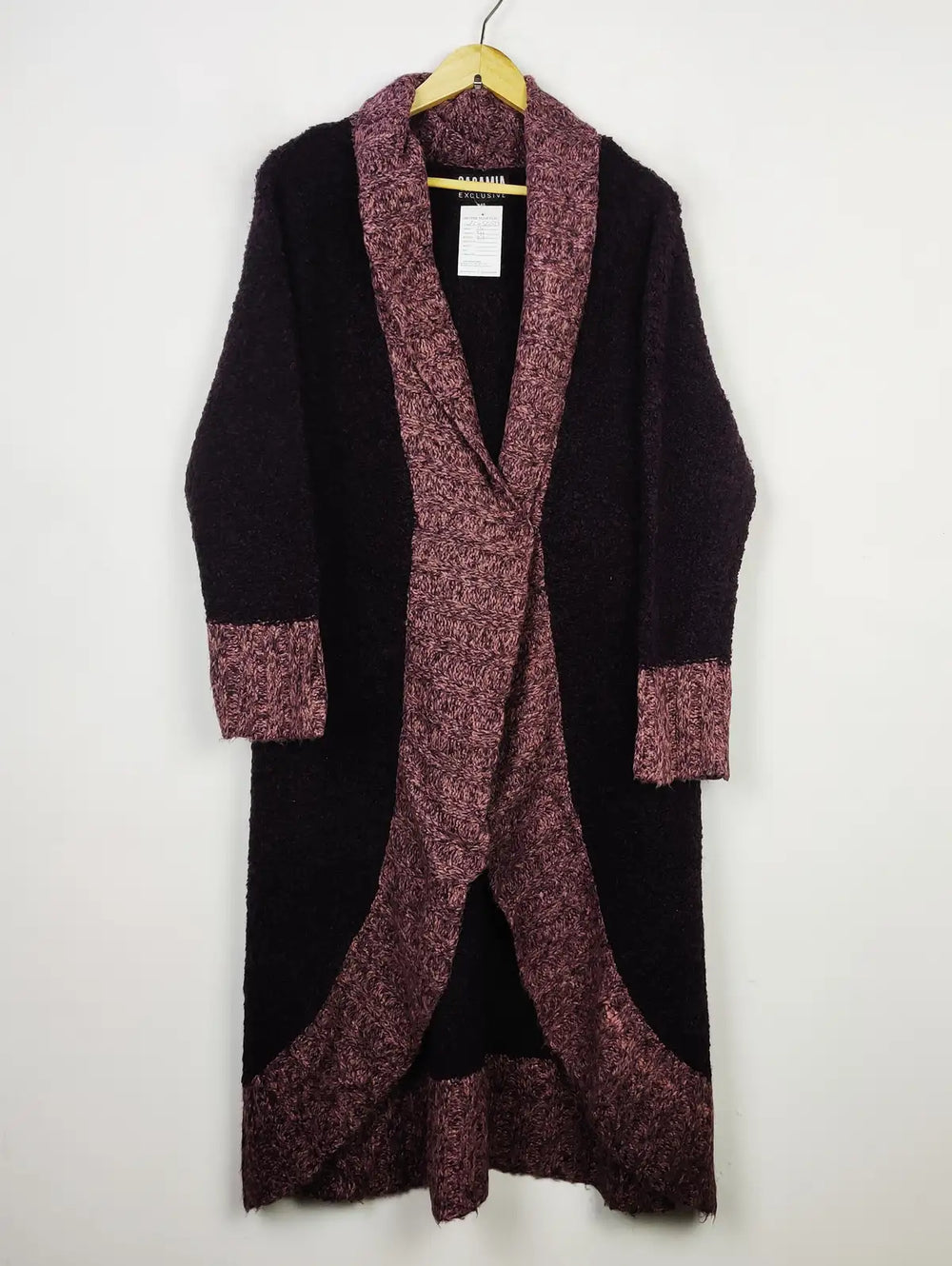 Buy online pre-used pre-loved 100% authentic & Original branded Casamia (LC-5634) available in Pakistan. Top international brands avilable.