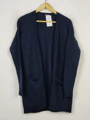 Buy online pre-used pre-loved 100% authentic & Original branded Unknown Brand (LC-5651) available in Pakistan. Top international brands avilable.