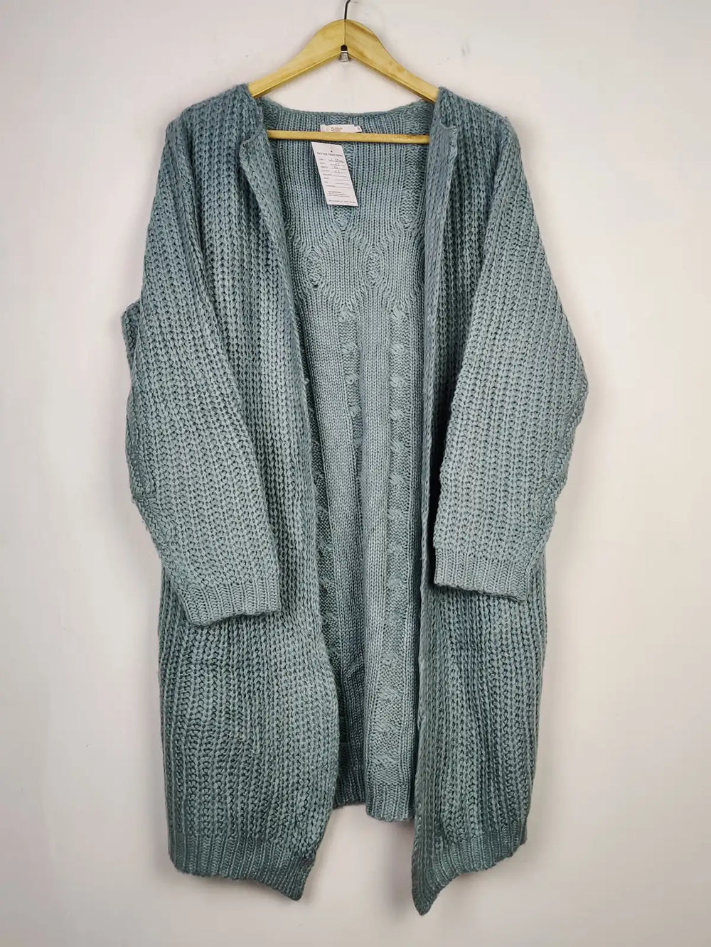 Buy online pre-used pre-loved 100% authentic & Original branded Cotton Traders (LC-5932) available in Pakistan. Top international brands avilable.