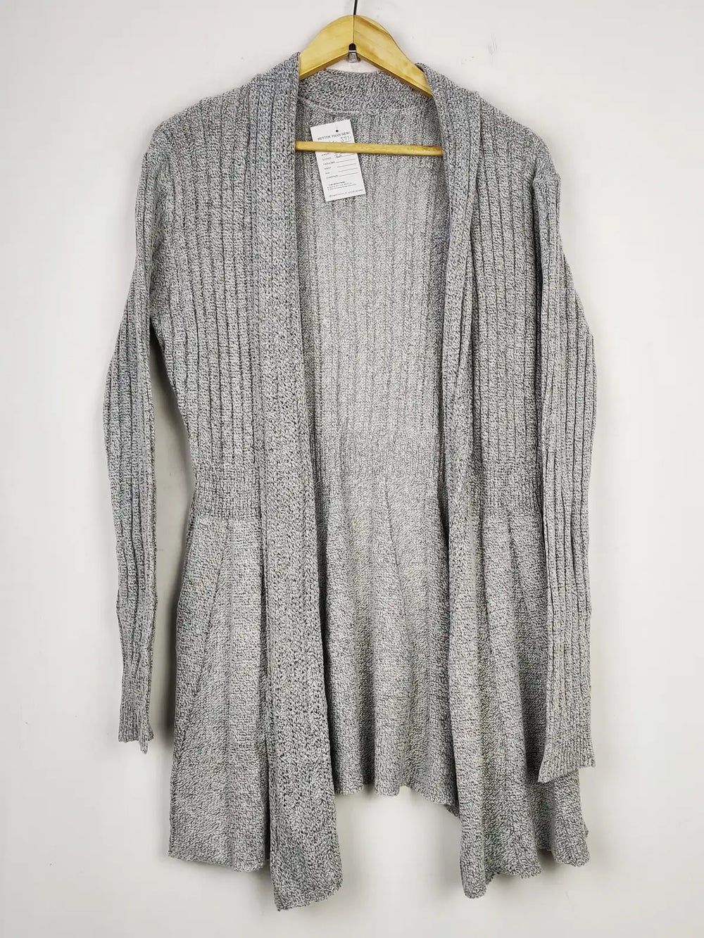 Buy online pre-used pre-loved 100% authentic & Original branded Unknown Brand (LC-5971) available in Pakistan. Top international brands avilable.