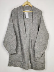 Buy online pre-used pre-loved 100% authentic & Original branded Marks & Spencer (LC-5999) available in Pakistan. Top international brands avilable.