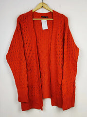 Buy online pre-used pre-loved 100% authentic & Original branded Boohoo (LC-6113) available in Pakistan. Top international brands avilable.
