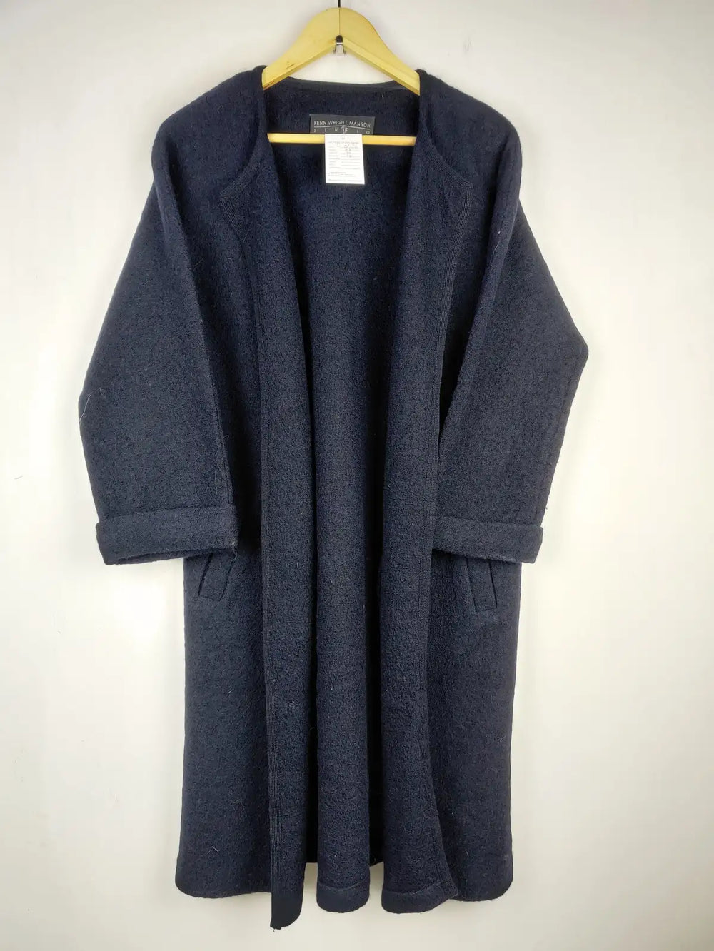 Buy online pre-used pre-loved 100% authentic & Original branded Fenn Wright Manson (LC-6426) available in Pakistan. Top international brands avilable.