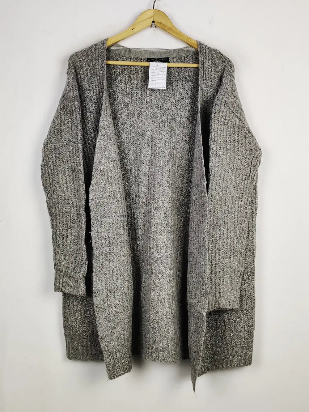 Buy online pre-used pre-loved 100% authentic & Original branded Atmosphere (LC-6624) available in Pakistan. Top international brands avilable.