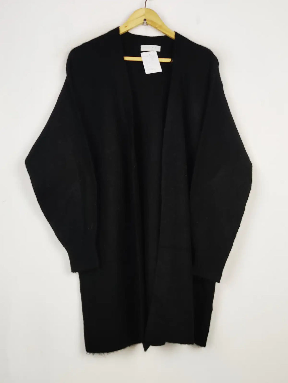 Buy online pre-used pre-loved 100% authentic & Original branded Primark (LC-6683) available in Pakistan. Top international brands avilable.