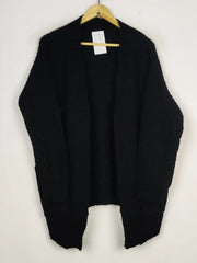 Buy online pre-used pre-loved 100% authentic & Original branded Shein (LC-7040) available in Pakistan. Top international brands avilable.