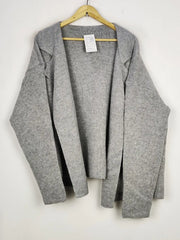 Buy online pre-used pre-loved 100% authentic & Original branded Unknown Brand (LC-7044) available in Pakistan. Top international brands avilable.