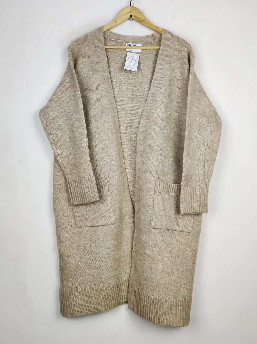 Buy online pre-used pre-loved 100% authentic & Original branded Primark (LC-7047) available in Pakistan. Top international brands avilable.