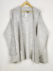 Buy online pre-used pre-loved 100% authentic & Original branded Primark (LC-7058) available in Pakistan. Top international brands avilable.