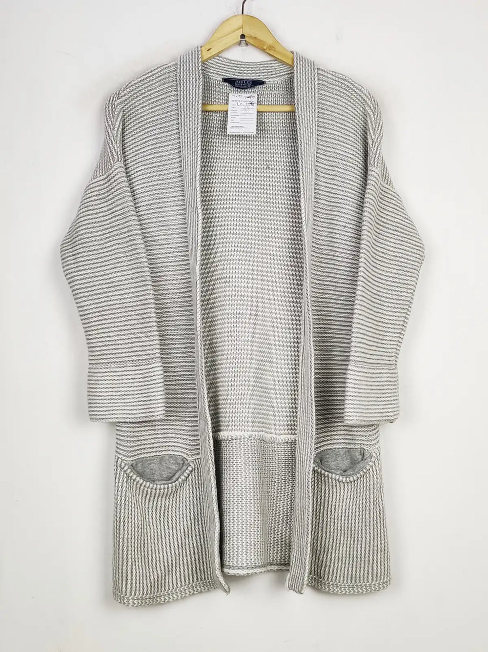 Buy online pre-used pre-loved 100% authentic & Original branded Joules (LC-7093) available in Pakistan. Top international brands avilable.