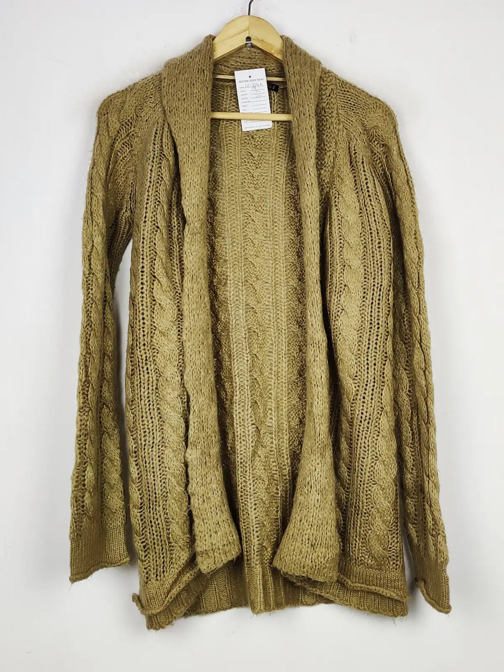 Buy online pre-used pre-loved 100% authentic & Original branded Atmosphere (LC-7140) available in Pakistan. Top international brands avilable.