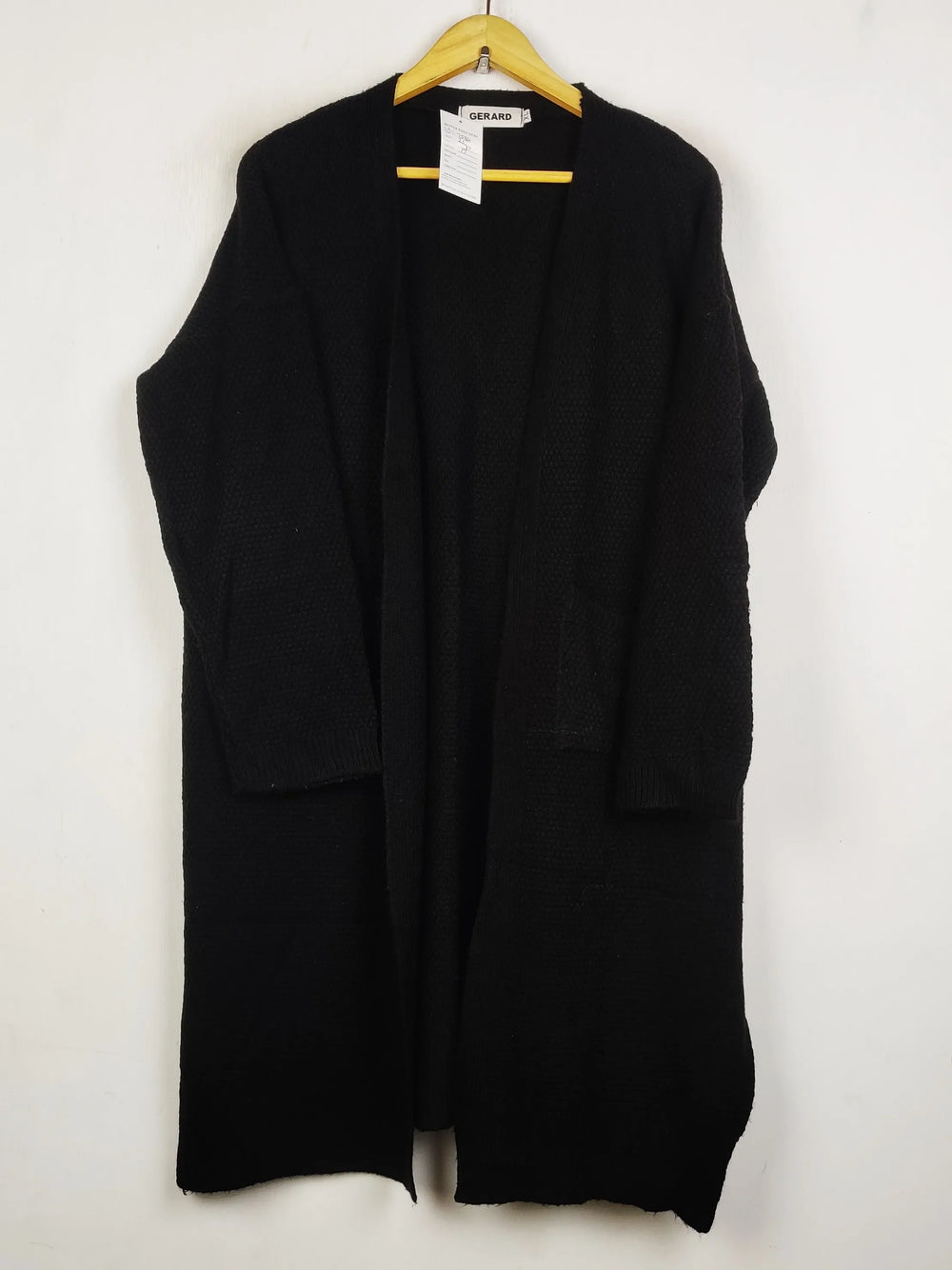 Buy online pre-used pre-loved 100% authentic & Original branded Gerard (LC-7584) available in Pakistan. Top international brands avilable.