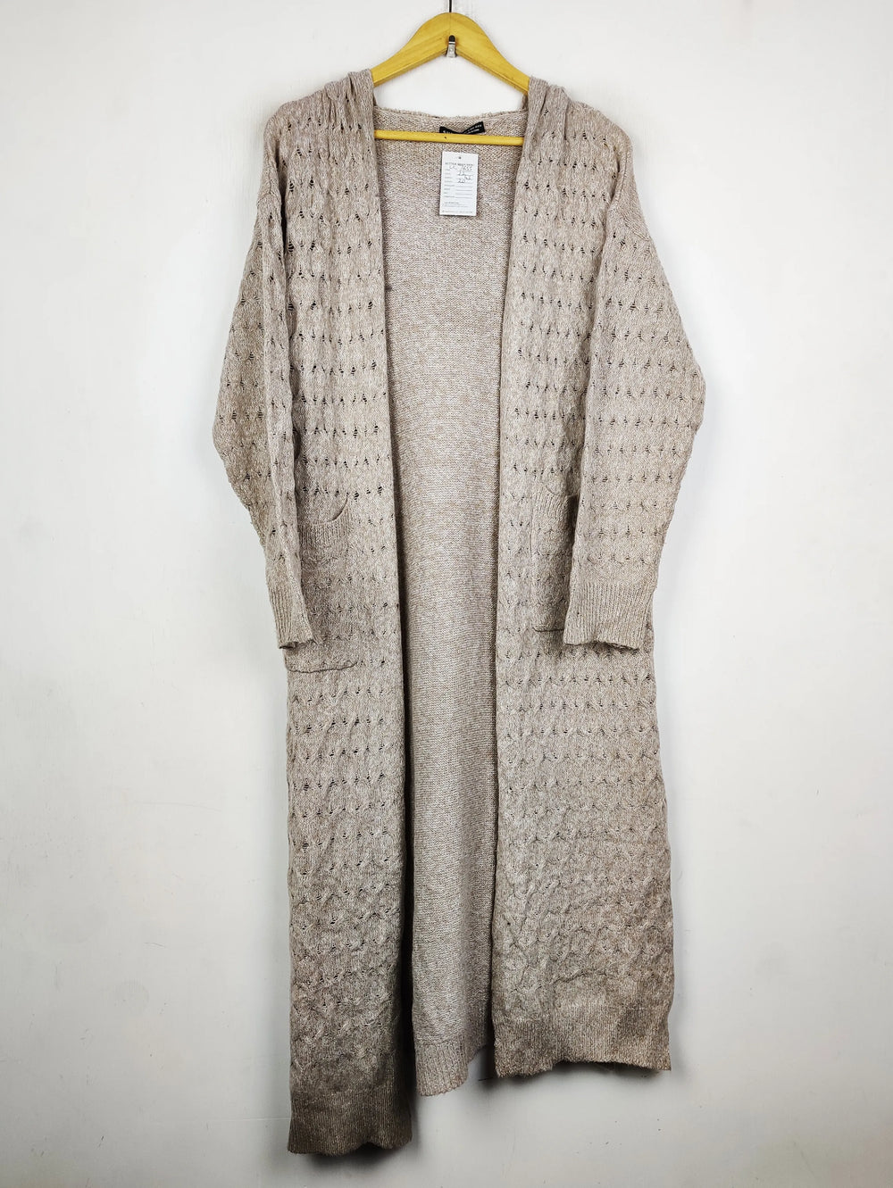 Buy online pre-used pre-loved 100% authentic & Original branded Shein (LC-7655) available in Pakistan. Top international brands avilable.