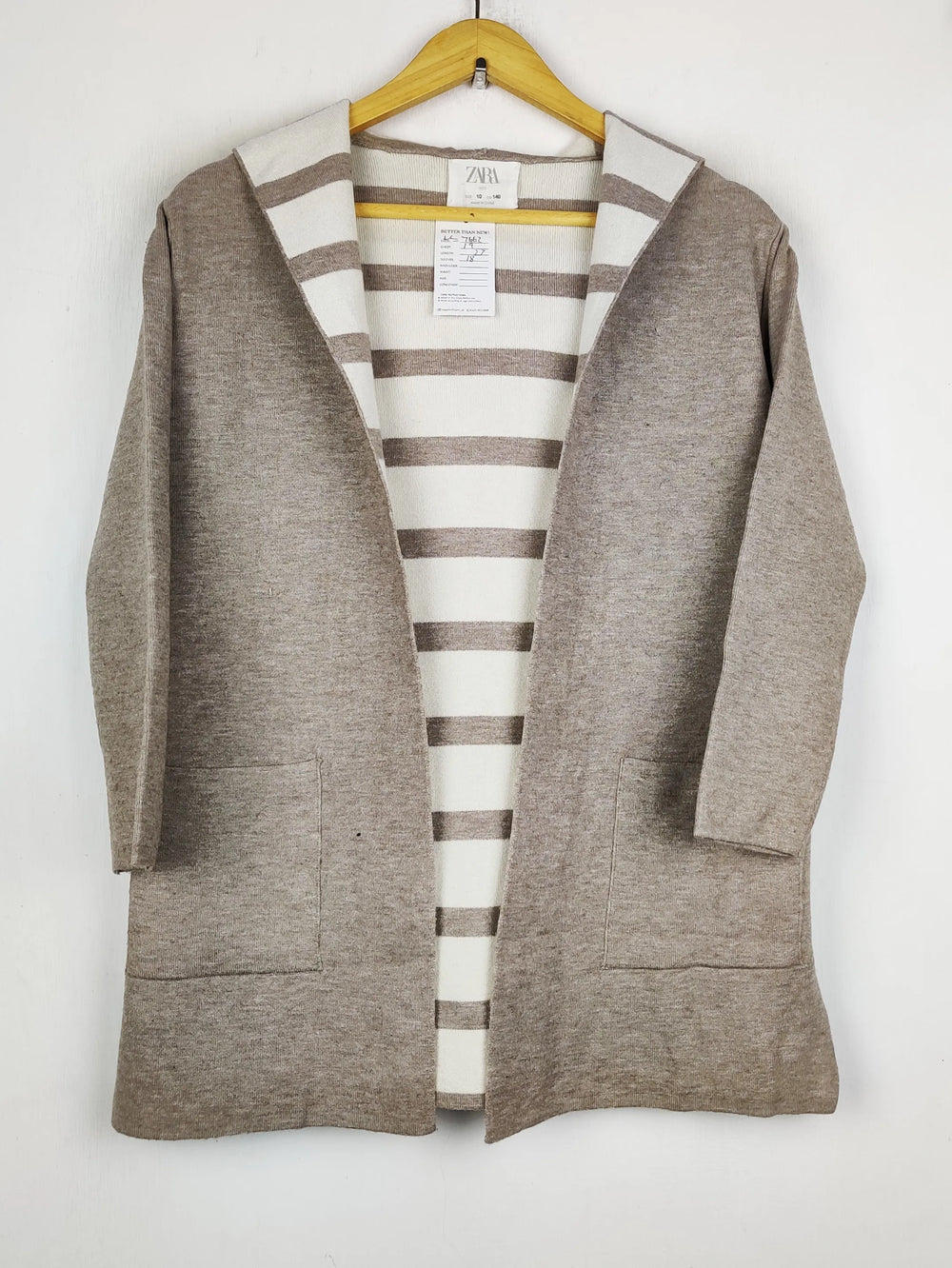 Buy online pre-used pre-loved 100% authentic & Original branded Zara (LC-7662) available in Pakistan. Top international brands avilable.